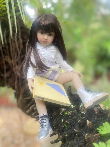Maru hispanic girl with - maru,