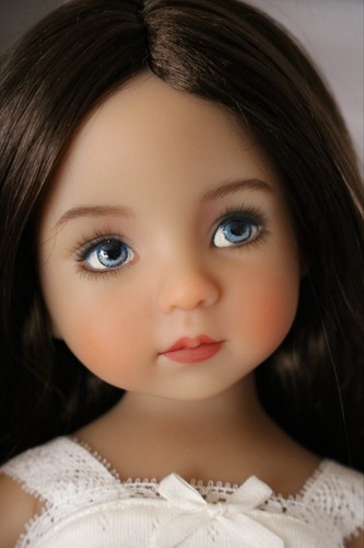 Little darling doll dianna - doll,