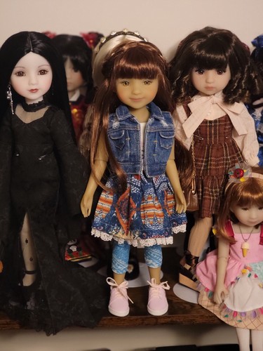 Ruby red fashion friends doll - red,
